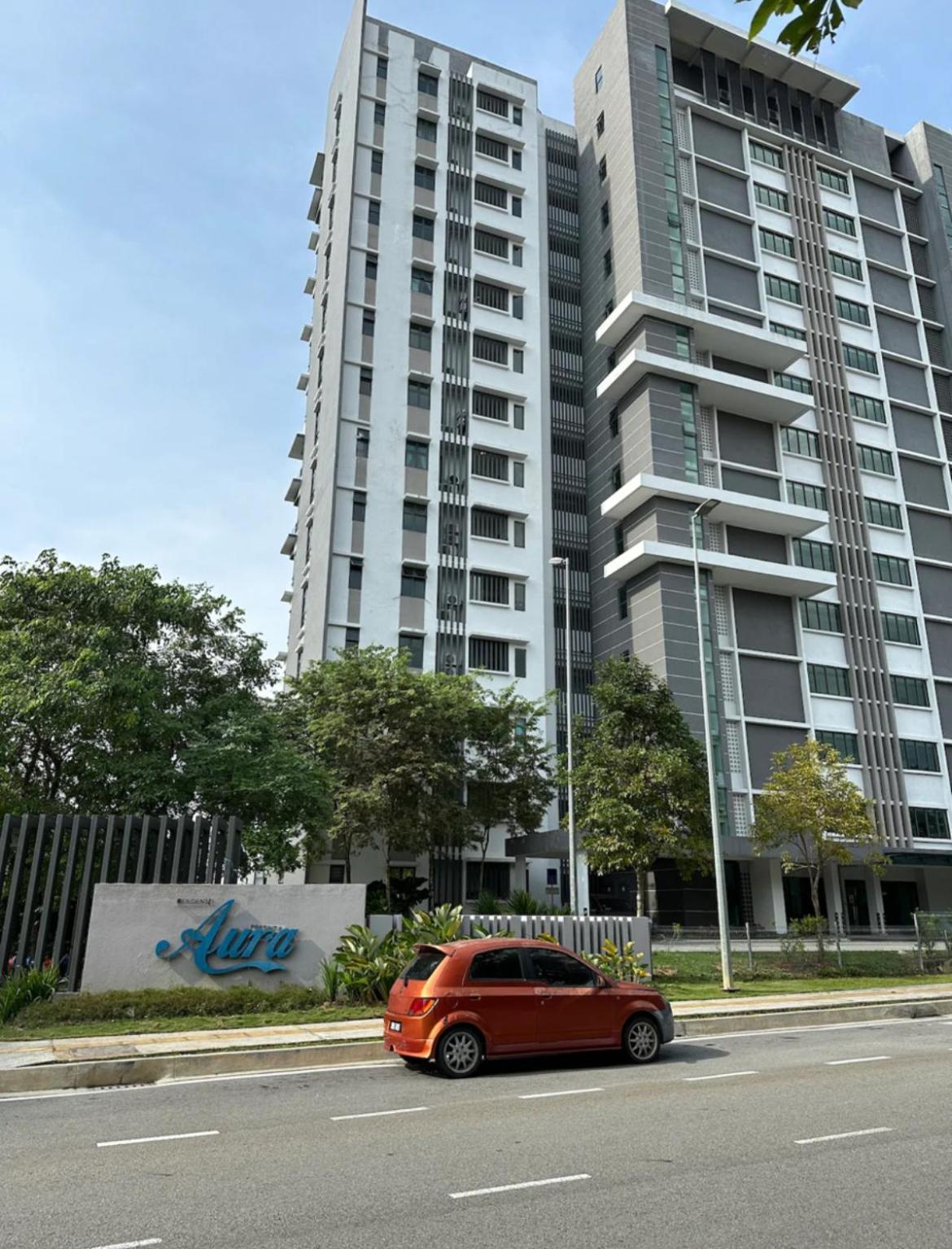 Cantek Free Wifi Netflix Apartment Putrajaya